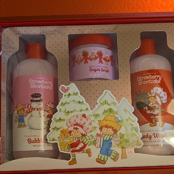 Red Bath Set - Picture 3 of 4